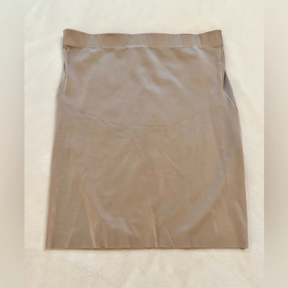 SPANX Shapewear Sculpting Half Slip Skirt Womens Size XL In Nude - Picture 3 of 7